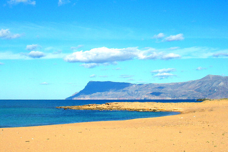Kastelli Kissamos: Beach of Trahilos (East side)